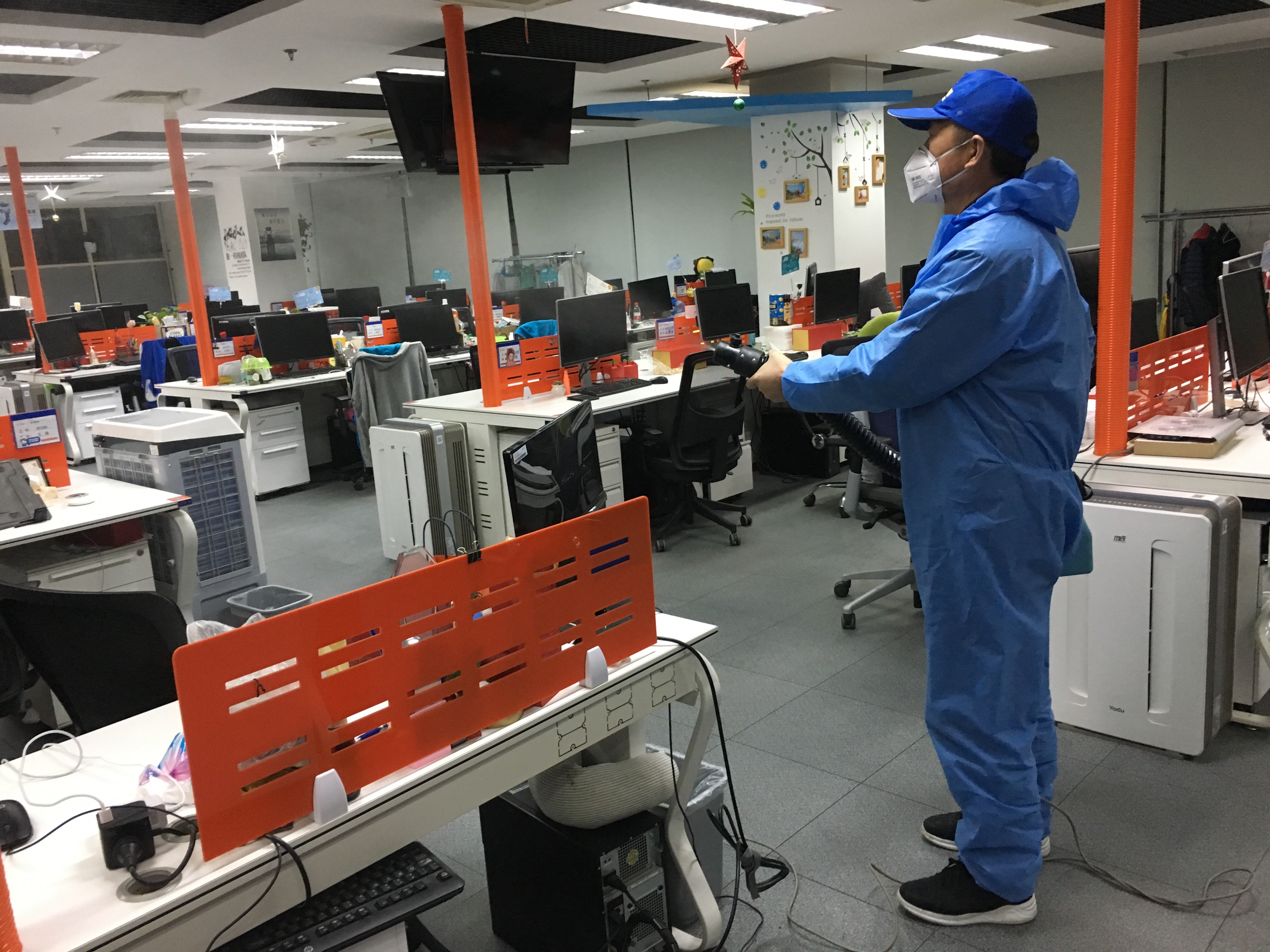 辦公區(qū)室內(nèi)消毒殺菌公司的報(bào)價(jià)人士預(yù)測消殺設(shè)備未來發(fā)展勢頭迅猛