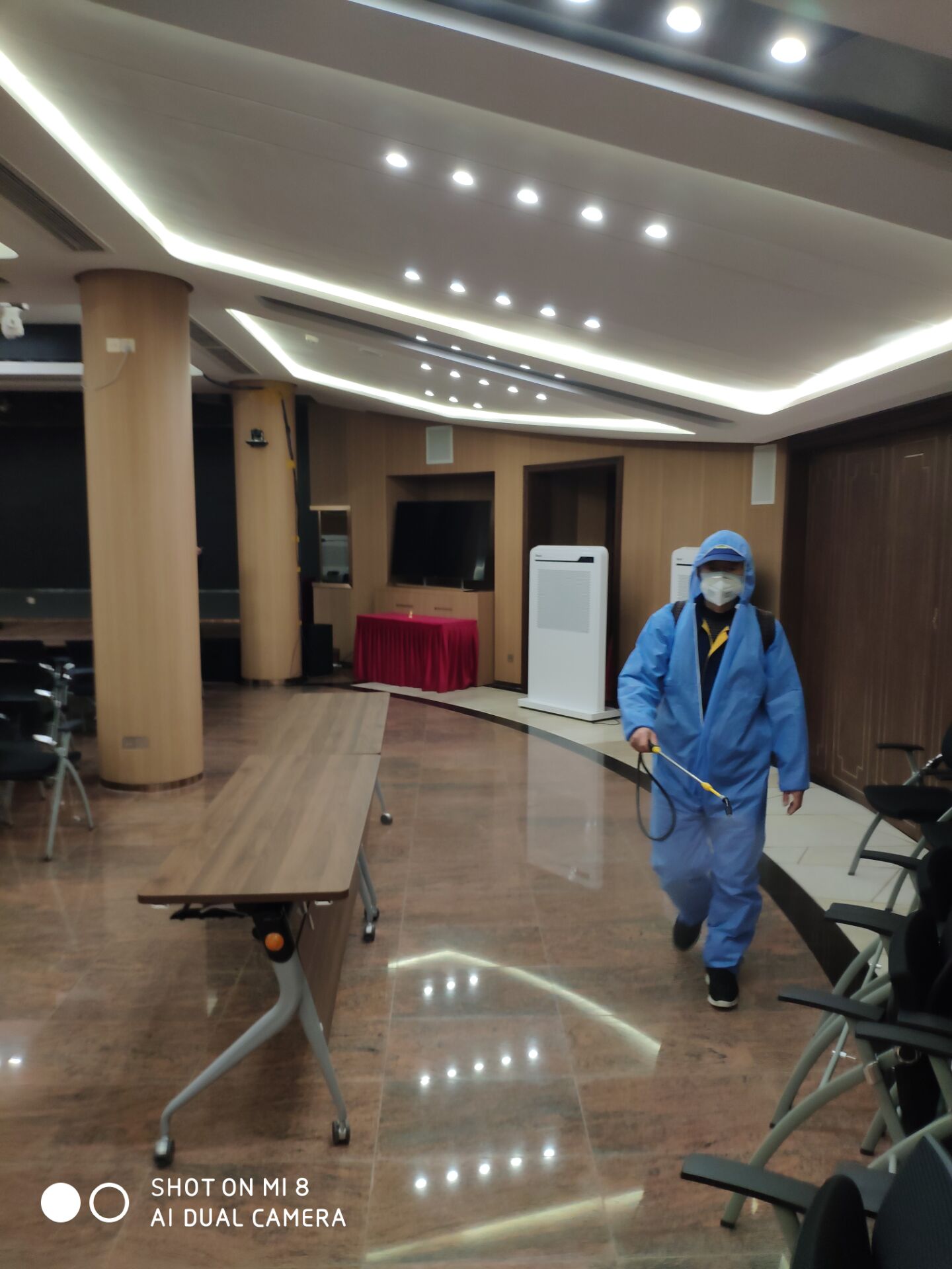 辦公區(qū)噴霧消毒公司哪家好設(shè)備多，就選擇哪一家消殺公司